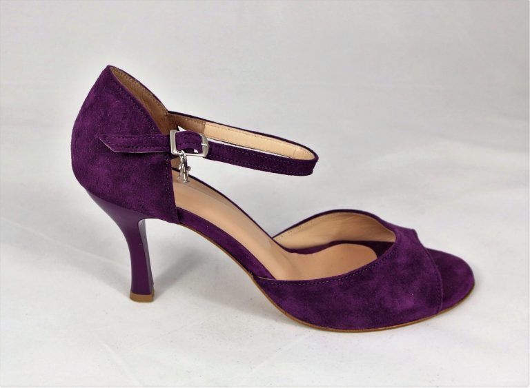 526 526 - Image 1