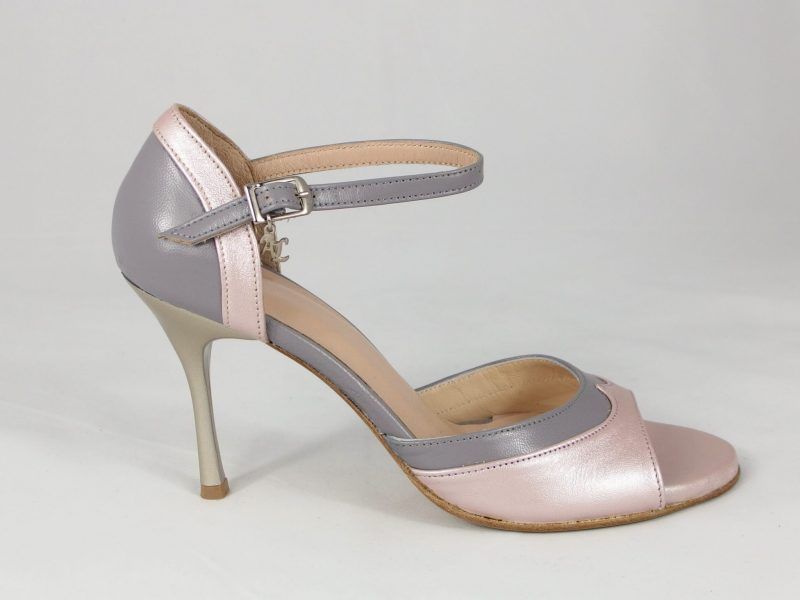 541 541 - Image 1