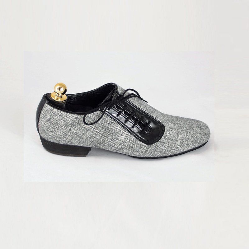 719 719 - Image 1