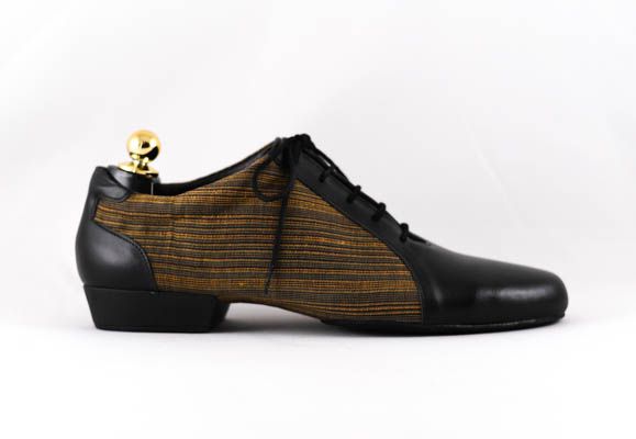725 725 - Image 1