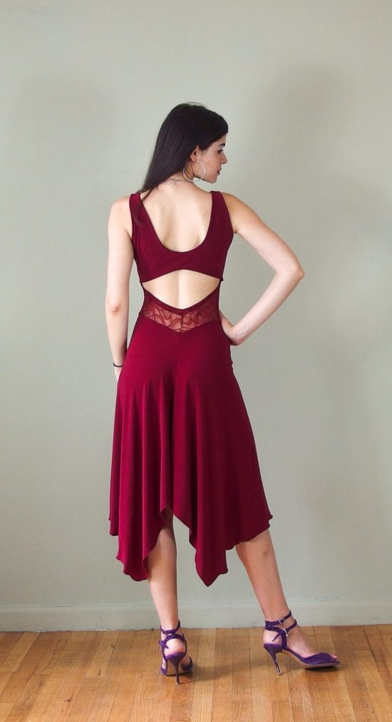 1033
